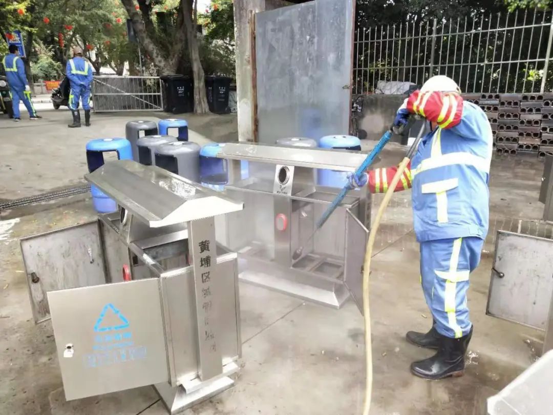 HWA-DT1000 吨桶清洗机 - 洗瓶机-洗桶机-负压称量系统-华唐科技|Huatang Technology